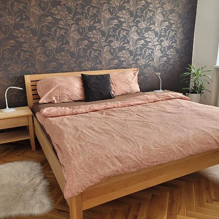 Novy Apartman Eva Jičín المظهر الخارجي الصورة
